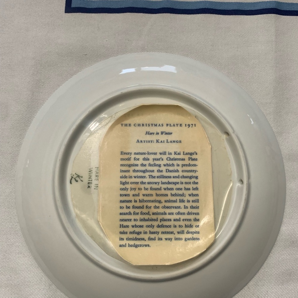 Royal Copenhagen Blue Scenic Plate with Rabbit - Picture 2 of 3